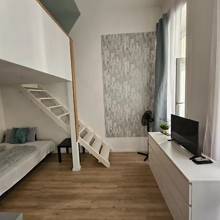 Stylish Westend