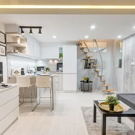 Stylish Westend Apartmán *