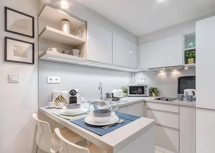 Stylish Westend Apartament