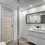 Апартаменты Stylish Westend