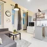 Апартаменты Stylish Westend *