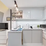 Апартаменты Stylish Westend