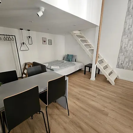 Stylish Westend Apartament *