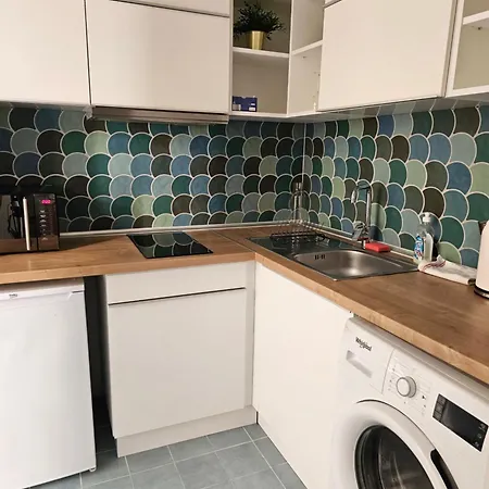Stylish Westend Apartament *